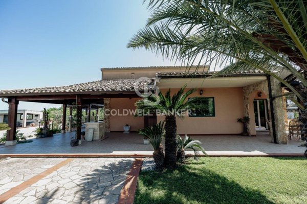 casa indipendente in vendita a Modica in zona Sacro Cuore