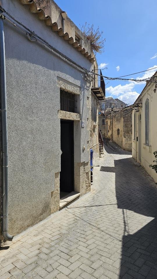casa indipendente in vendita a Modica in zona Modica Alta