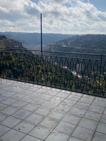 appartamento in vendita a Modica in zona Sacro Cuore