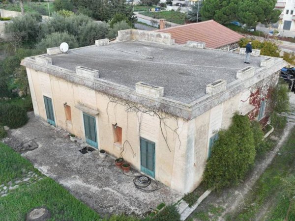 casa indipendente in vendita a Modica in zona Sacro Cuore