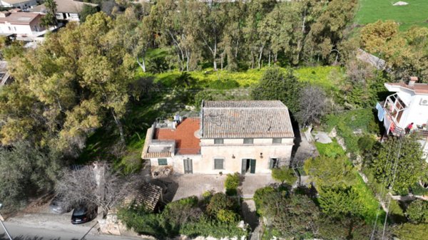 casa indipendente in vendita a Modica in zona Sacro Cuore