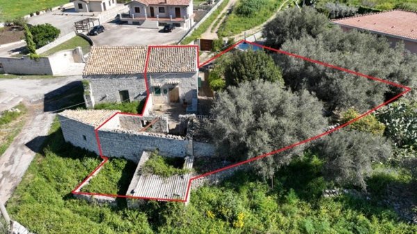 casa indipendente in vendita a Modica in zona Modica Alta