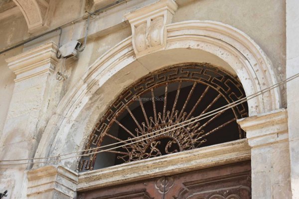 negozio in vendita a Modica in zona Modica Bassa