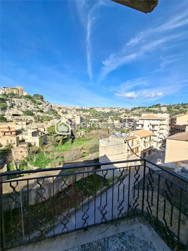 appartamento in vendita a Modica in zona Modica Bassa