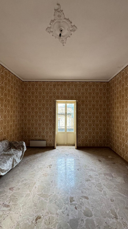 casa indipendente in vendita a Modica in zona Modica Alta