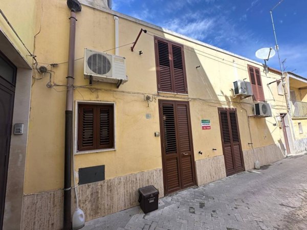 casa indipendente in vendita a Modica in zona Modica Alta
