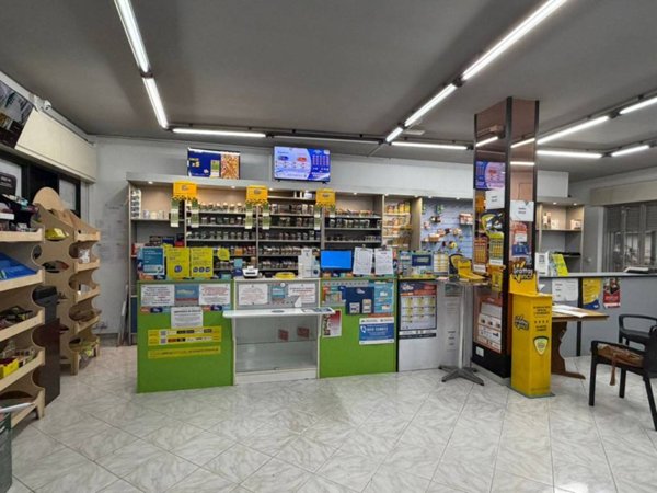 negozio in vendita a Modica in zona Sacro Cuore