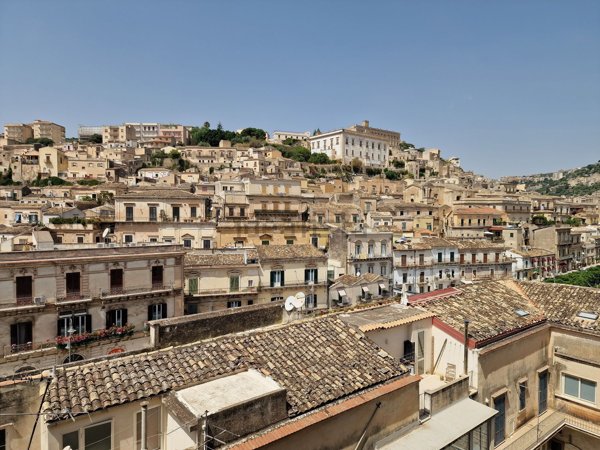 appartamento in vendita a Modica in zona Modica Bassa