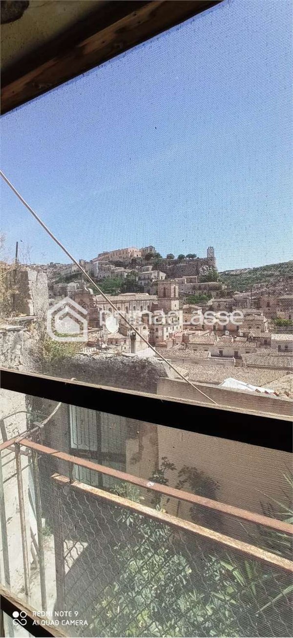 casa indipendente in vendita a Modica