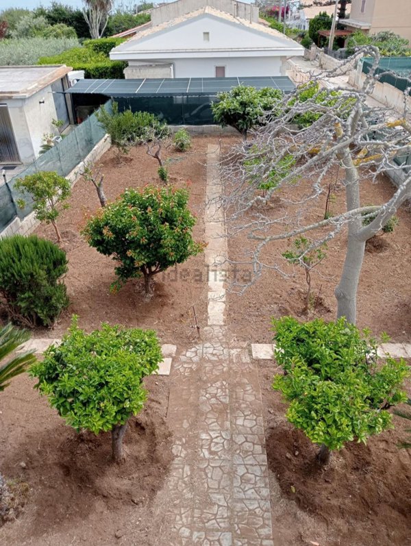 casa indipendente in vendita a Modica in zona Marina di Modica