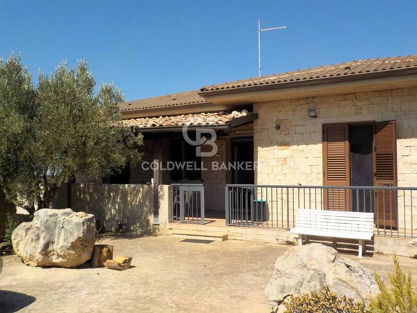 casa indipendente in vendita a Modica in zona Sacro Cuore