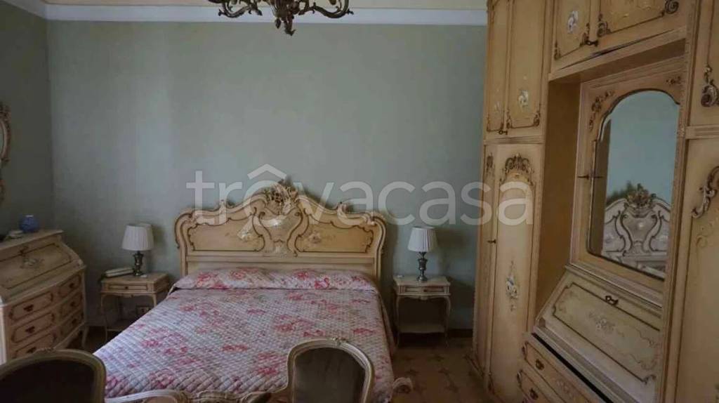 casa indipendente in vendita a Modica in zona Modica Bassa
