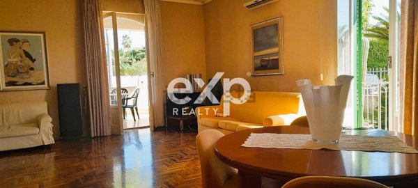 casa indipendente in vendita a Modica