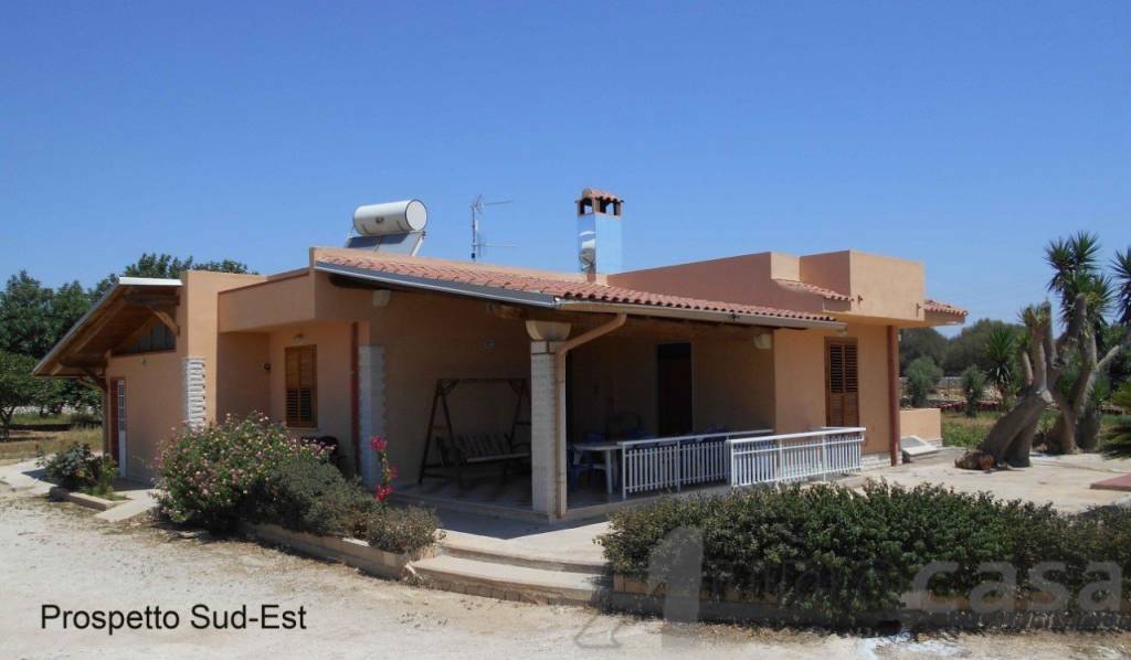 casa indipendente in vendita a Modica