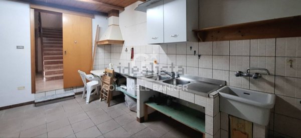 casa indipendente in vendita a Modica in zona Modica Alta