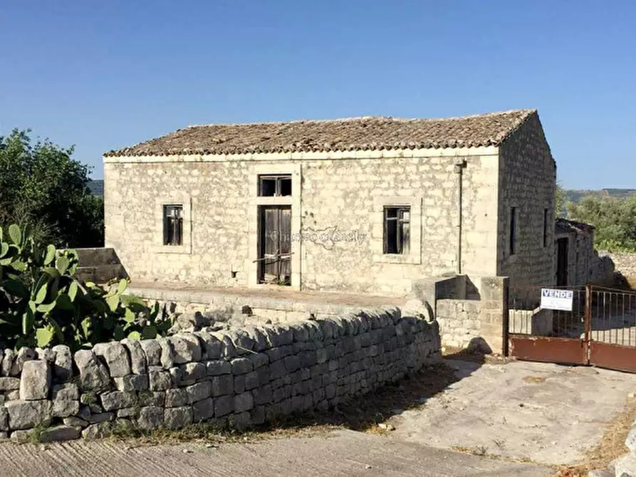 casa indipendente in vendita a Modica