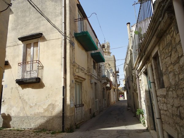 quadrivano in vendita a Modica in zona Modica Alta