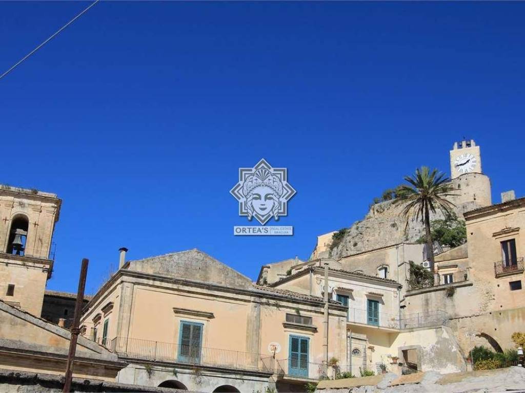 appartamento in vendita a Modica in zona Modica Alta