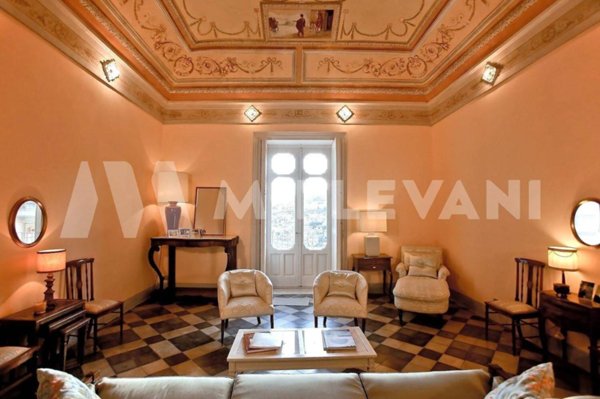 casa indipendente in vendita a Modica