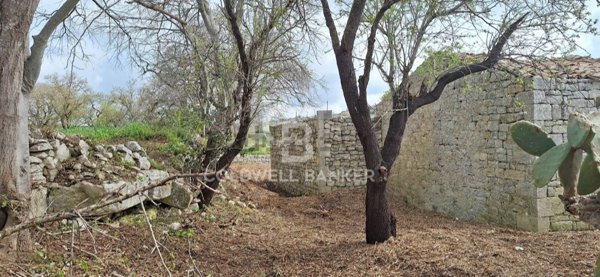 casa indipendente in vendita a Modica