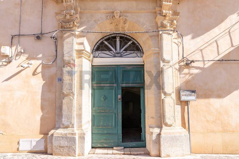 appartamento in vendita a Modica in zona Modica Bassa