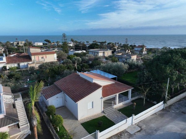 casa indipendente in vendita a Modica in zona Marina di Modica