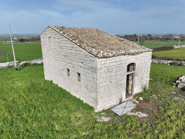 casa indipendente in vendita a Modica in zona Frigintini