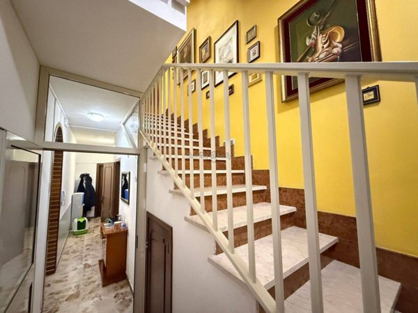 casa indipendente in vendita a Modica