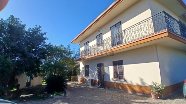 casa indipendente in vendita a Modica in zona Sacro Cuore