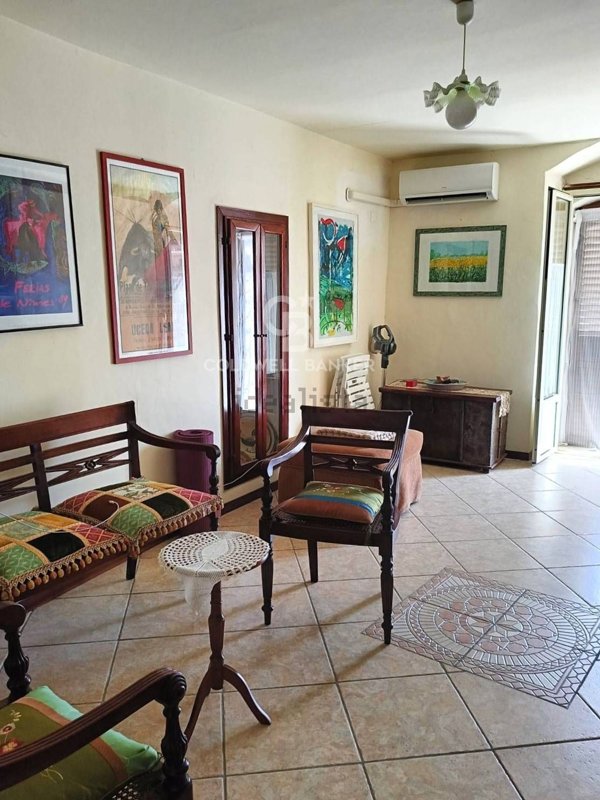 casa indipendente in vendita a Modica in zona Modica Bassa