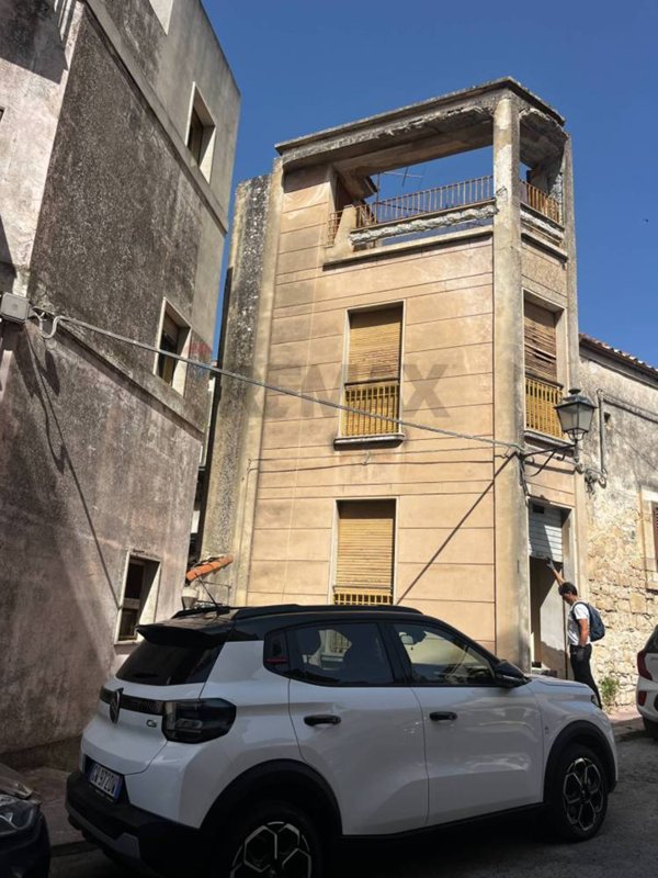 casa indipendente in vendita a Modica