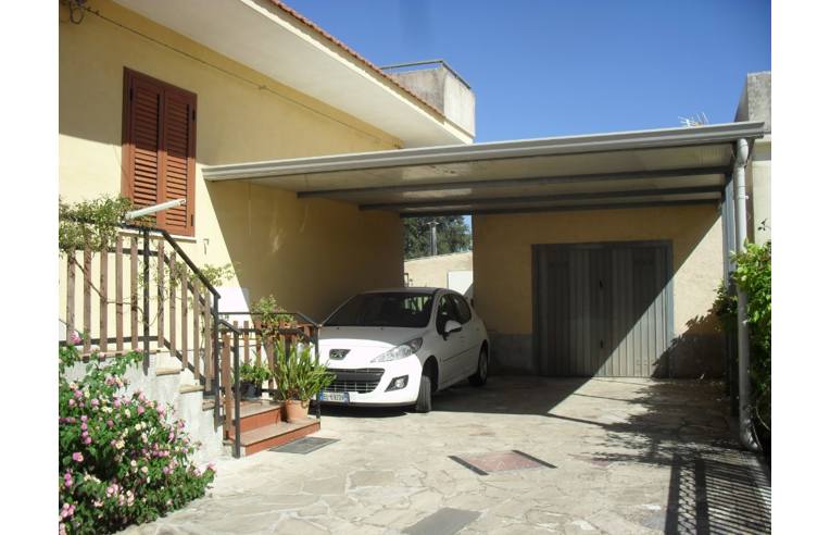 casa indipendente in vendita a Modica in zona Sacro Cuore