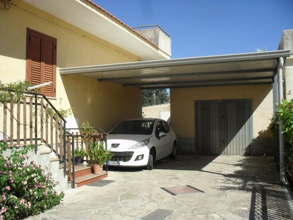 casa indipendente in vendita a Modica in zona Sacro Cuore