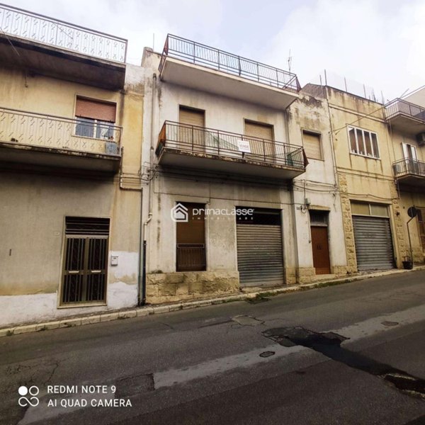 casa indipendente in vendita a Modica in zona Modica Alta