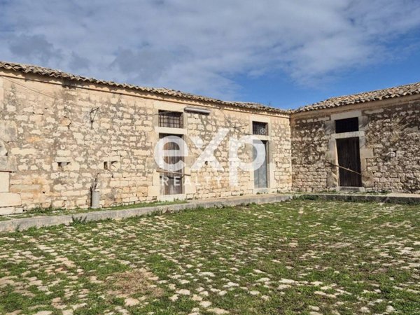 negozio in vendita a Modica