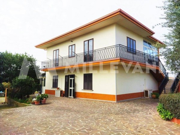 casa indipendente in vendita a Modica in zona Sacro Cuore