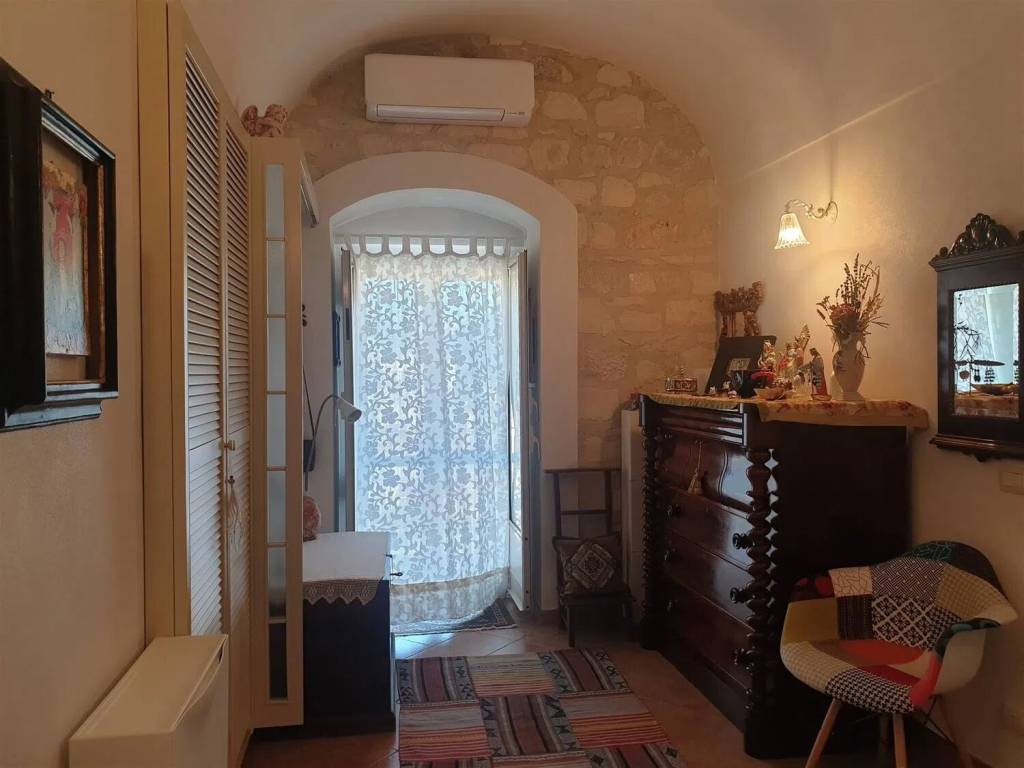 casa indipendente in vendita a Modica in zona Modica Bassa