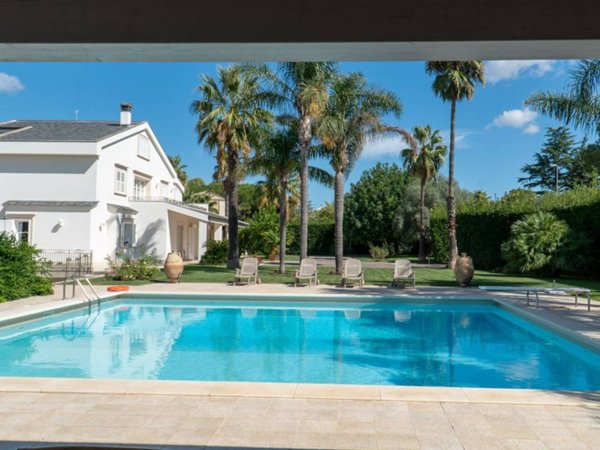 casa indipendente in vendita a Modica in zona Sacro Cuore