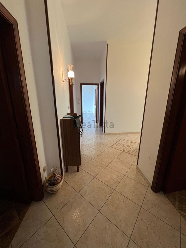 casa indipendente in vendita a Modica