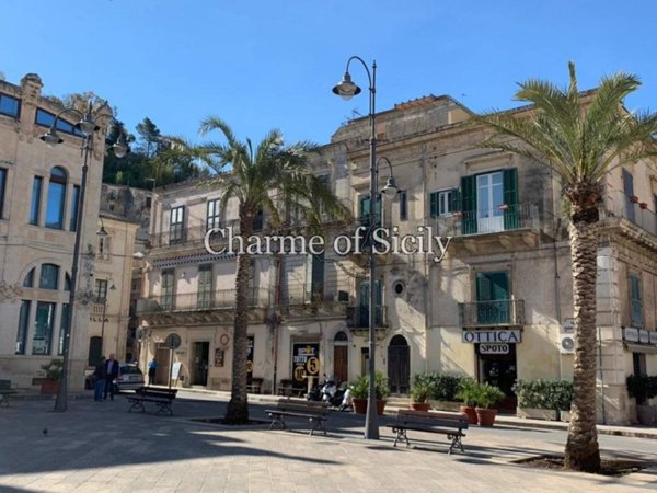 casa indipendente in vendita a Modica in zona Modica Bassa