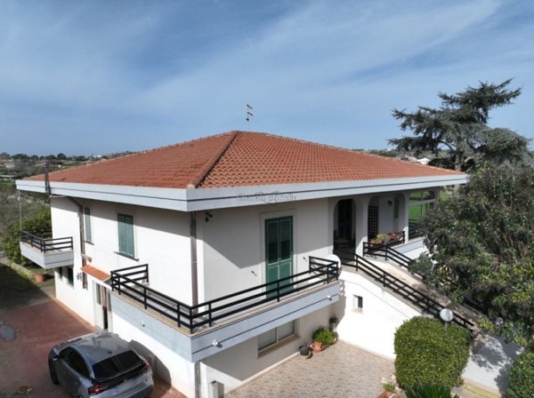 casa indipendente in vendita a Modica in zona Sacro Cuore