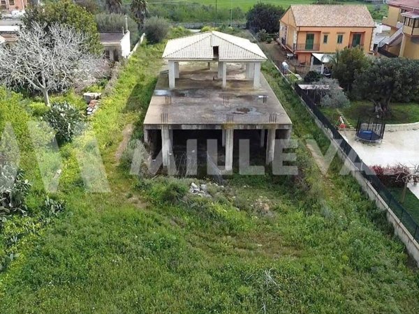casa indipendente in vendita a Modica