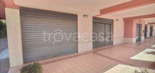 negozio in vendita a Modica