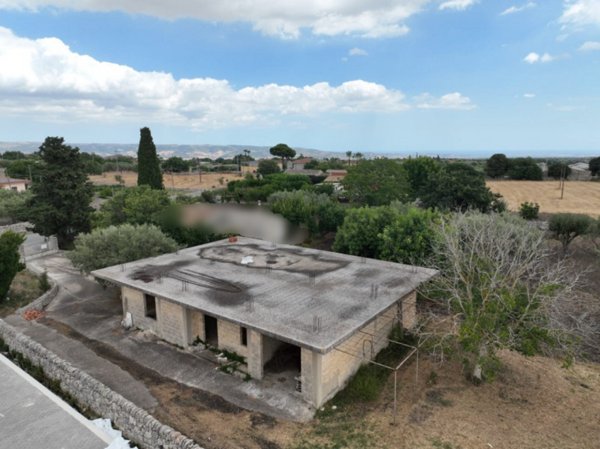 casa indipendente in vendita a Modica in zona Frigintini