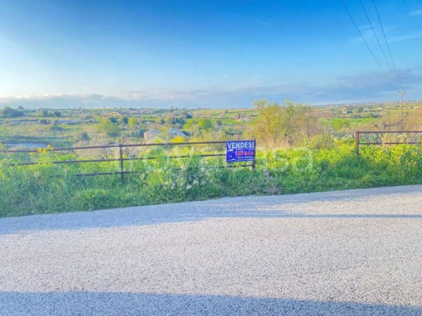 casa indipendente in vendita a Modica