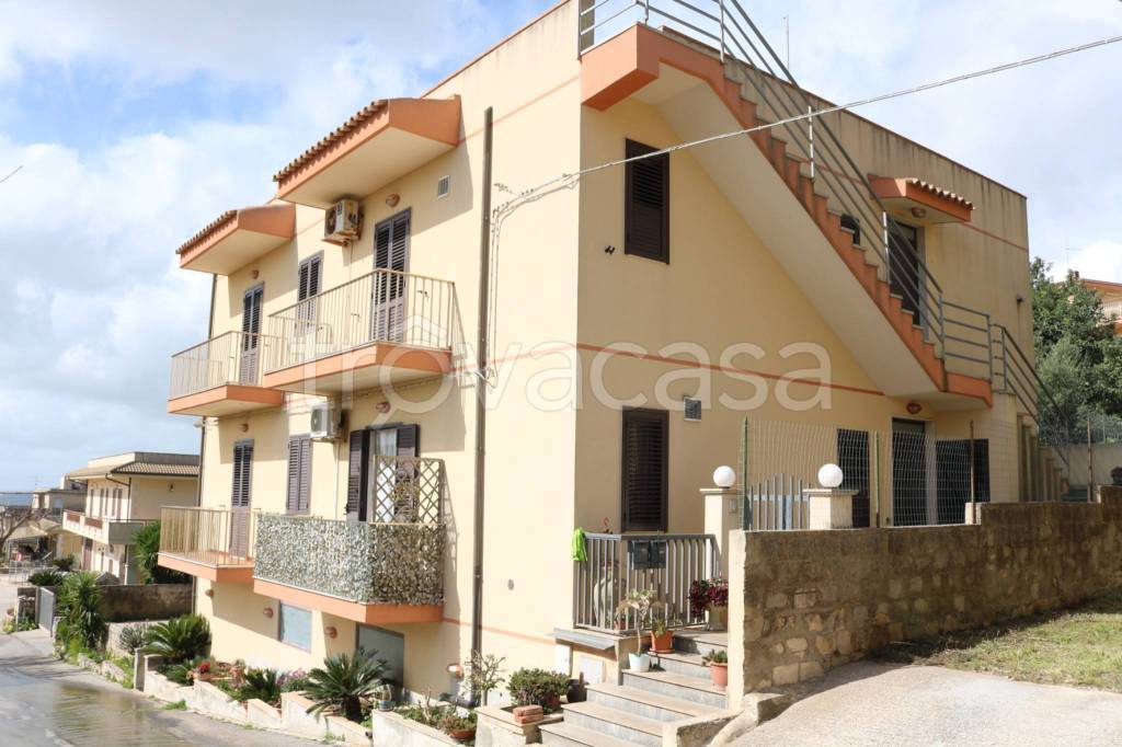 appartamento in vendita a Modica in zona Modica Alta