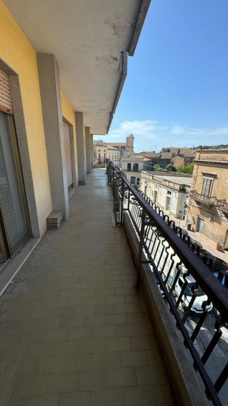 appartamento in vendita a Modica in zona Modica Alta