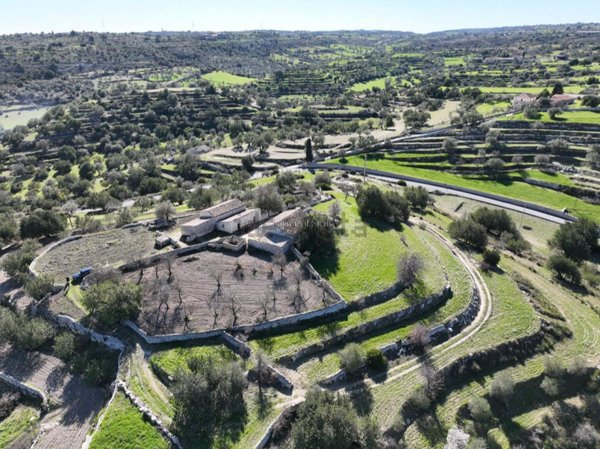 casale in vendita a Modica in zona Frigintini