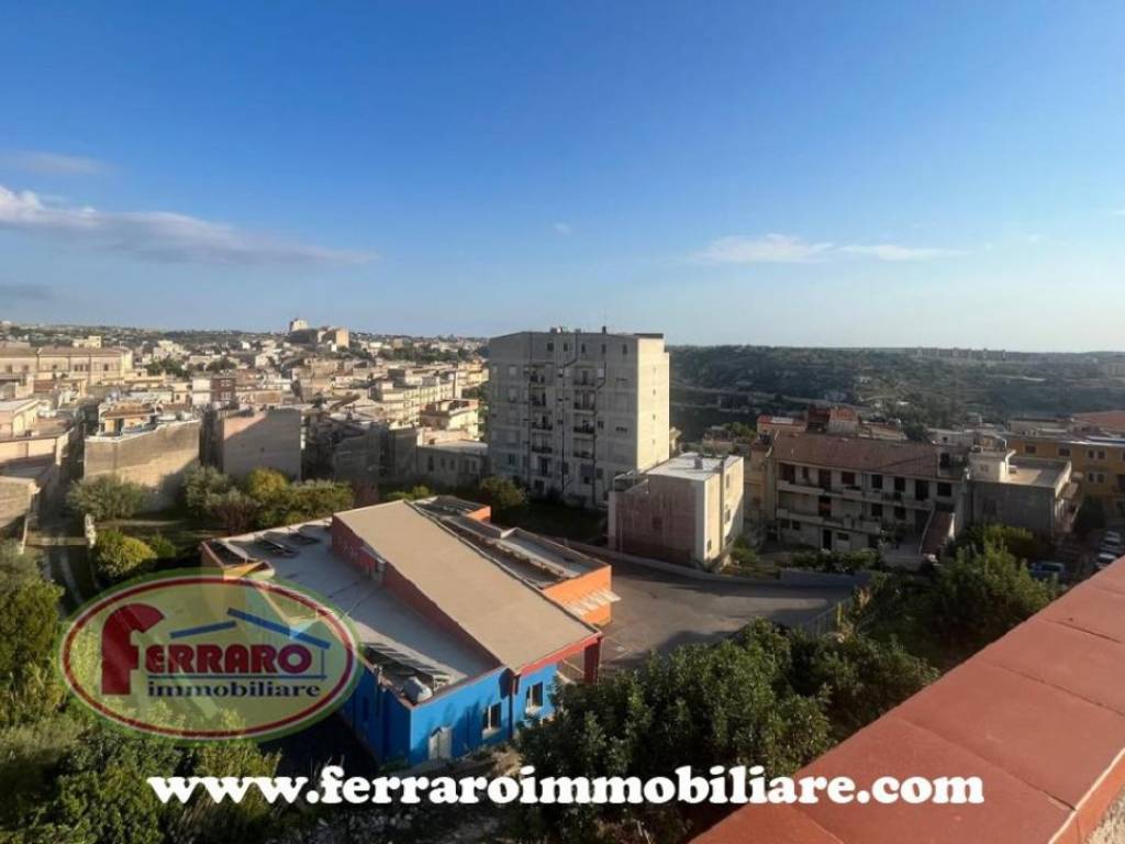 appartamento in vendita a Modica in zona Modica Alta