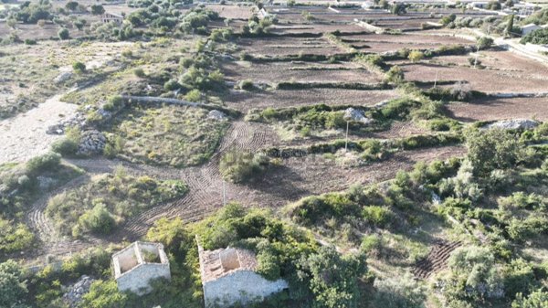 casa indipendente in vendita a Modica